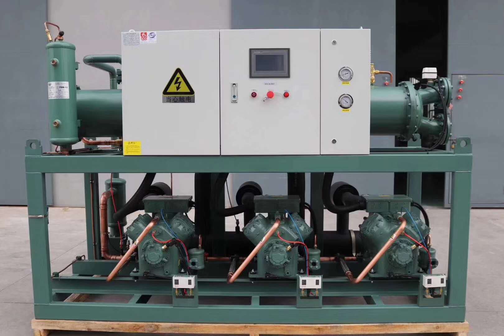 云南雪人活塞并联机组